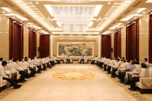 國(guó)家電網(wǎng)公司毛偉明、辛保安與山東省委書記劉家義、代省長(zhǎng)李干杰會(huì)談