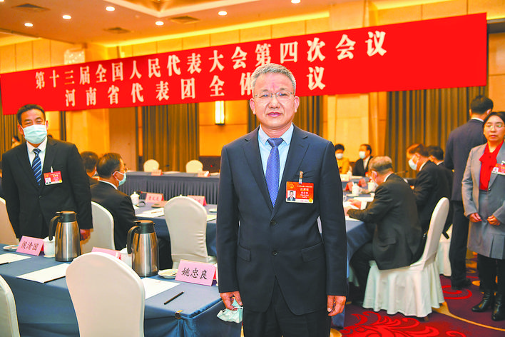 全國人大代表國網(wǎng)新源控股有限公司董事長、黨委書記 侯清國：完善電價機制 促進抽水蓄能
