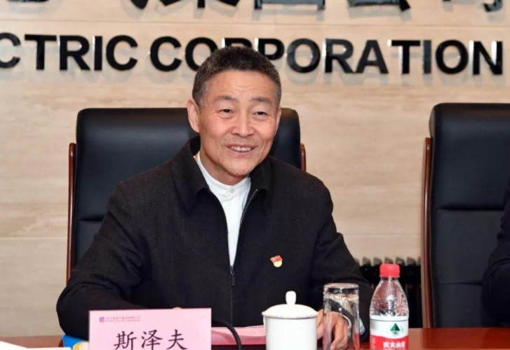 發(fā)展新能源要與電力安全統(tǒng)籌兼顧——訪全國政協(xié)常委，哈爾濱電氣集團有限公司黨委書記、董事長斯?jié)煞? /></a></div>
				<div   id=