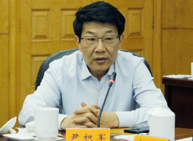 國(guó)網(wǎng)浙江省電力有限公司董事長(zhǎng)、黨委書(shū)記  尹積軍：以“一體四翼”發(fā)展布局落地實(shí)踐 推動(dòng)浙江高質(zhì)量實(shí)現(xiàn)碳達(dá)峰