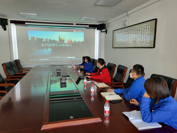 烏海市千里山供電分公司：開(kāi)展網(wǎng)絡(luò)信息安全培訓(xùn)，筑牢網(wǎng)絡(luò)安全防線