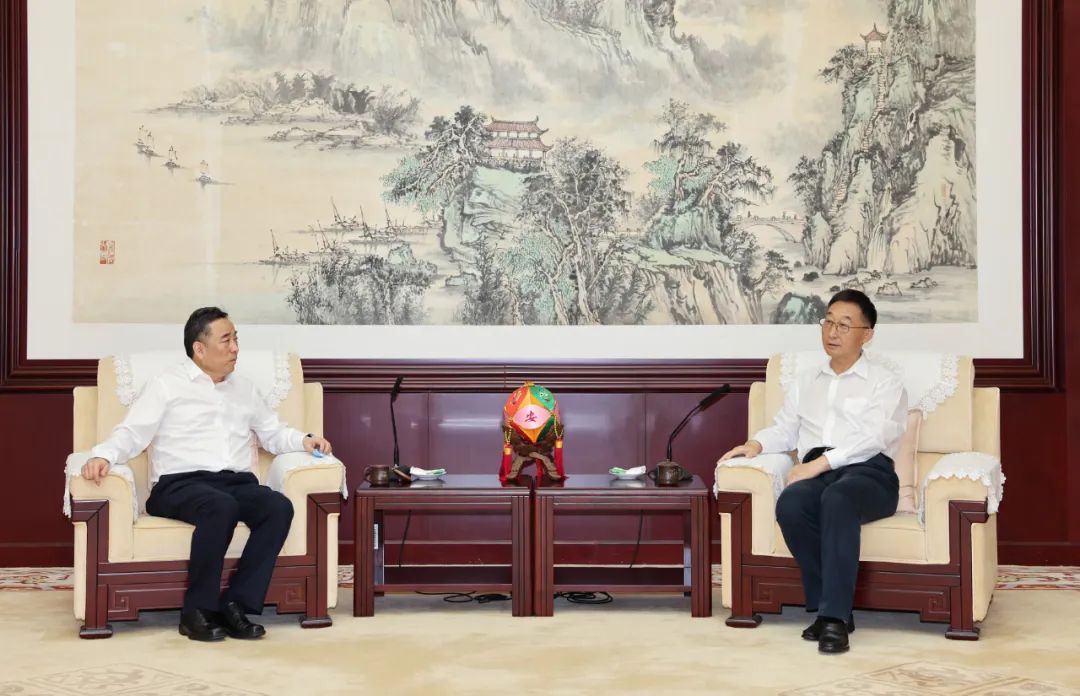 宋海良拜會(huì)廣西壯族自治區(qū)黨委書記劉寧、自治區(qū)主席藍(lán)天立