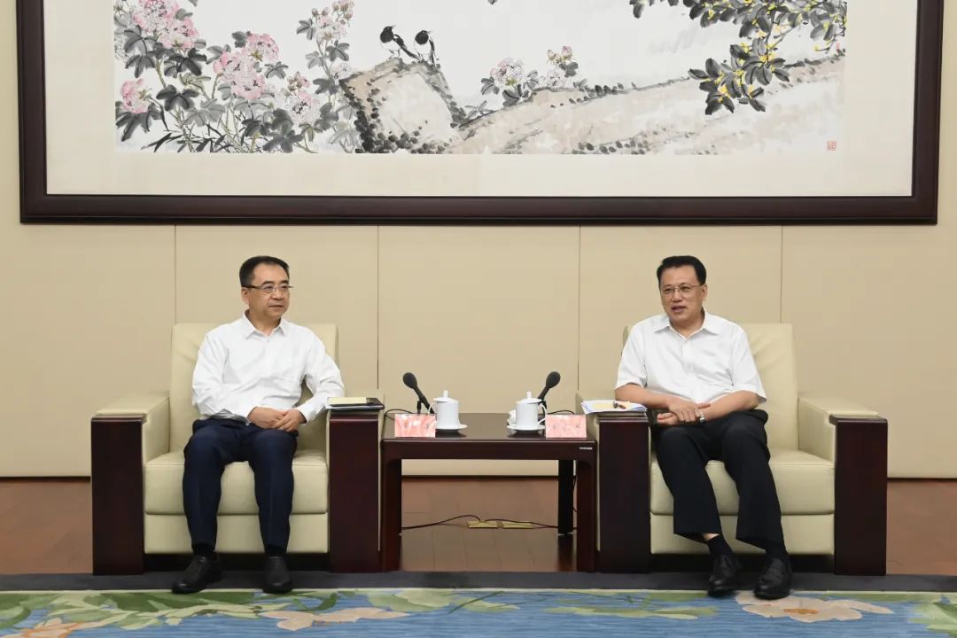 大唐集團(tuán)公司黨組書記、董事長鄒磊拜會浙江省委書記、省人大常委會主任袁家軍