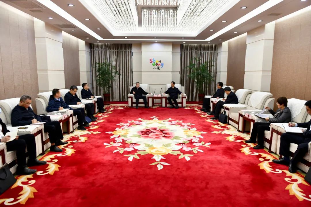 大唐山東發(fā)電公司黨委書記、董事長趙永力拜會菏澤市委副書記、市長張倫