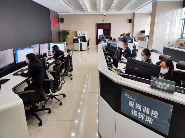 國網(wǎng)武漢供電公司保供不缺失、服務(wù)不打烊