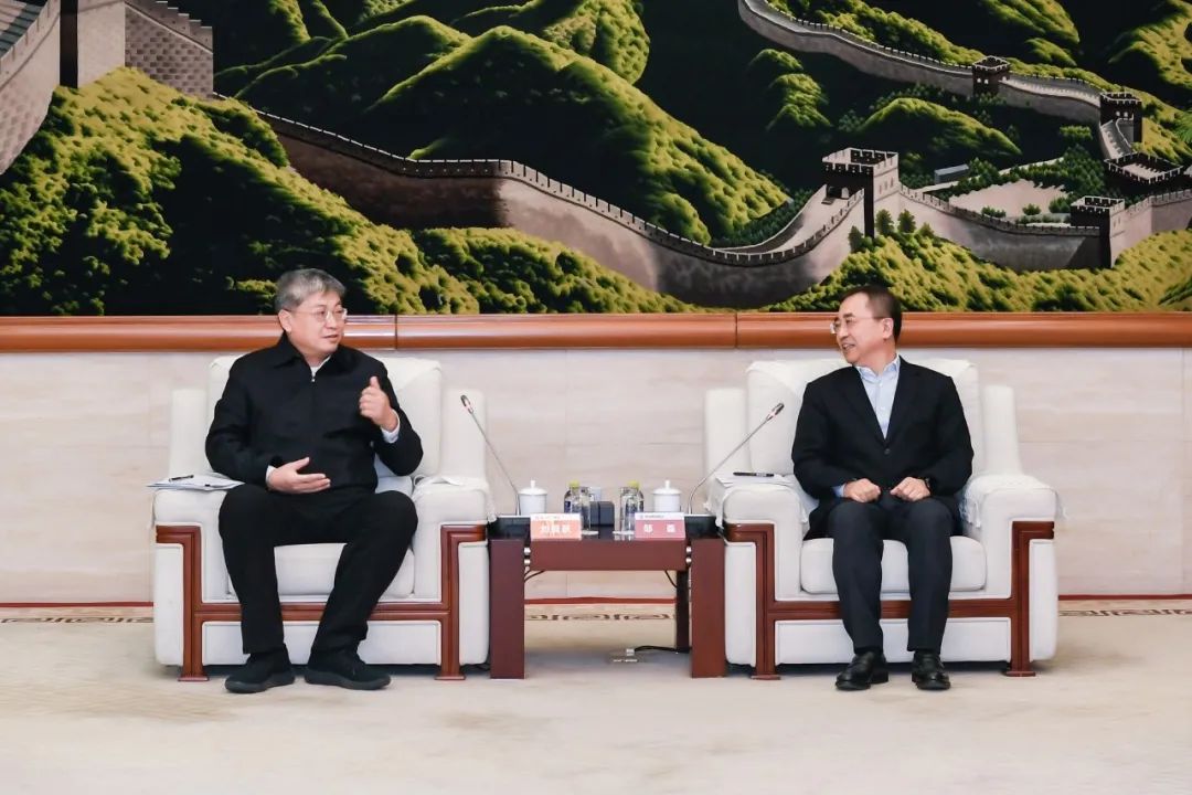 國家能源集團黨組書記、董事長劉國躍與中國大唐主要領(lǐng)導會談