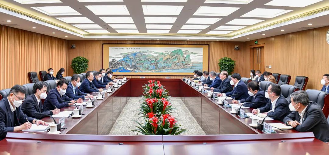 鄒磊、劉明勝與國家電網(wǎng)董事長辛保安、總經(jīng)理張智剛會(huì)談