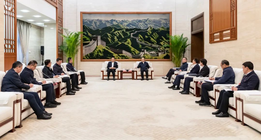 大唐集團(tuán)黨組書記、董事長鄒磊會(huì)見哈電集團(tuán)黨委書記、董事長曹志安