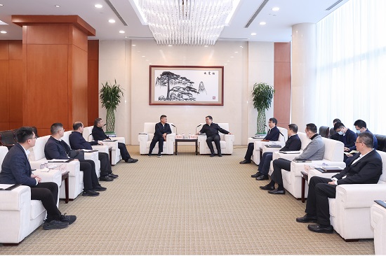 鄧建玲會見福建省政協(xié)副主席、漳州市委書記張國旺