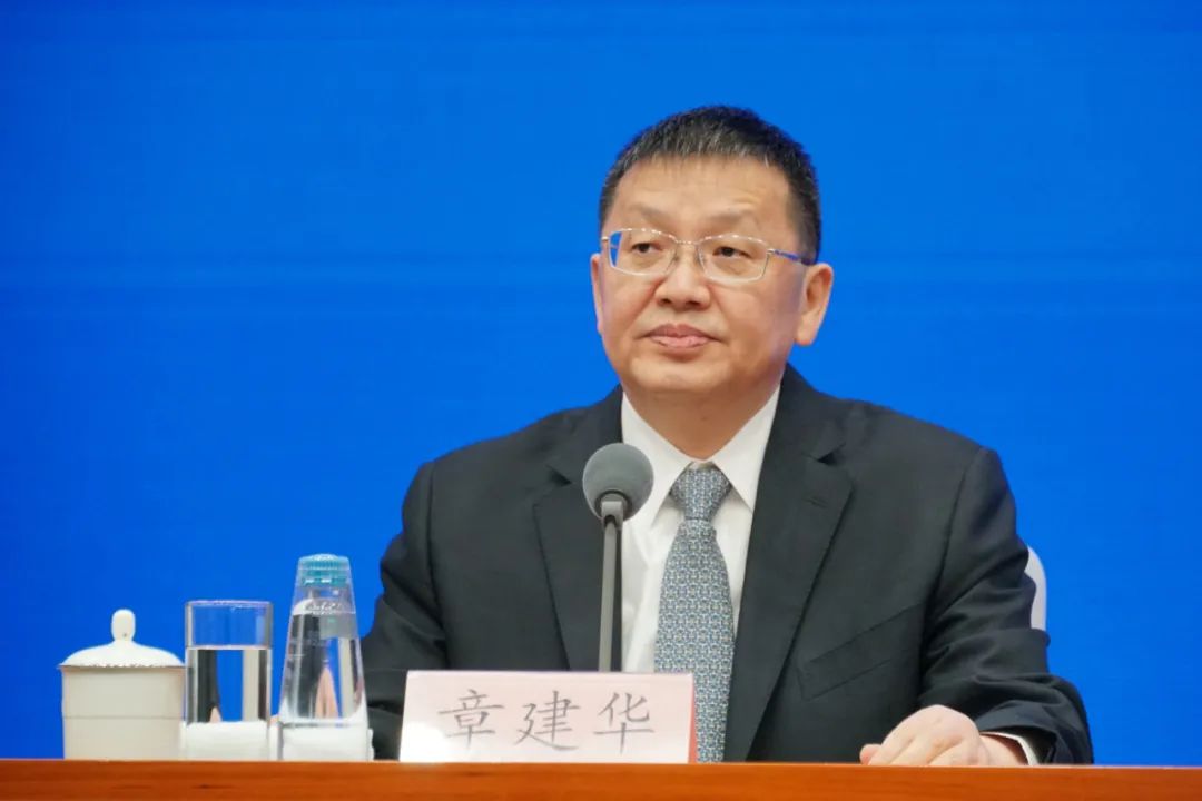 國家能源局長： 聚焦全國統(tǒng)一電力市場體系，做好市場建設(shè)和市場監(jiān)管工作