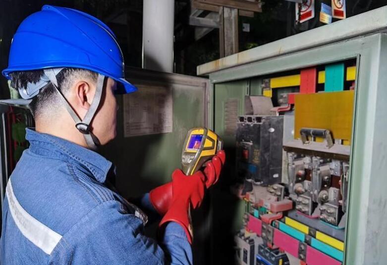 深圳供電局消除67條線路、237臺配變重滿載風(fēng)險