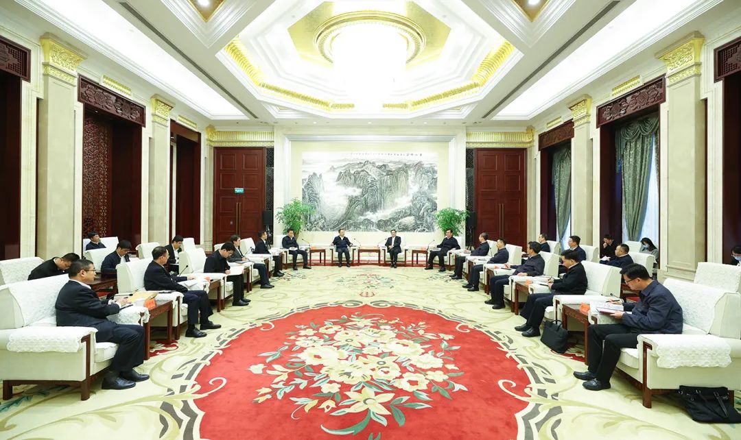 大唐集團(tuán)黨組書記鄒磊拜會貴州省委書記徐麟、省長李炳軍