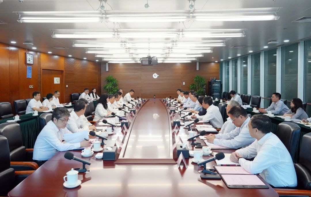 中國能建黨委書記、董事長宋海良與中國海油黨組書記、董事長汪東進會談