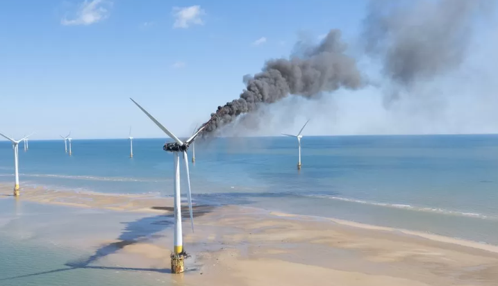 風機起火！這座海上風電場暫停運營