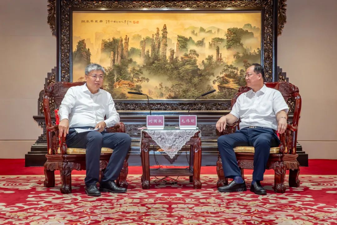國家能源集團(tuán)黨組書記、董事長劉國躍拜會(huì)湖南省委副書記、省長毛偉明