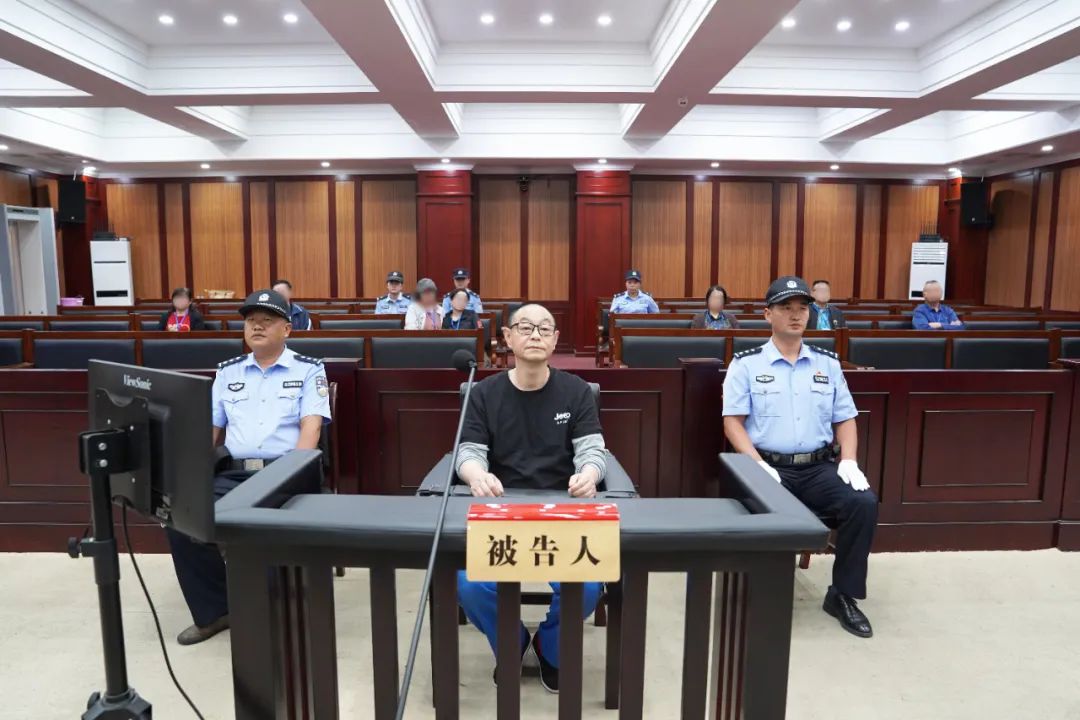 貴州電網(wǎng)有限責(zé)任公司原黨委委員、工會主席張帆受賄案一審宣判