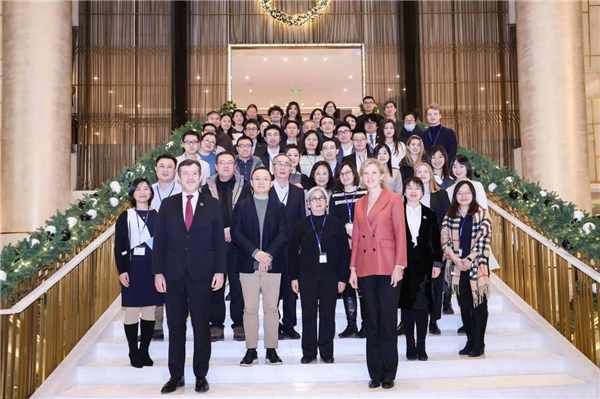 愛旭持續(xù)發(fā)力中歐新能源市場(chǎng)，為零碳未來注入更多活力