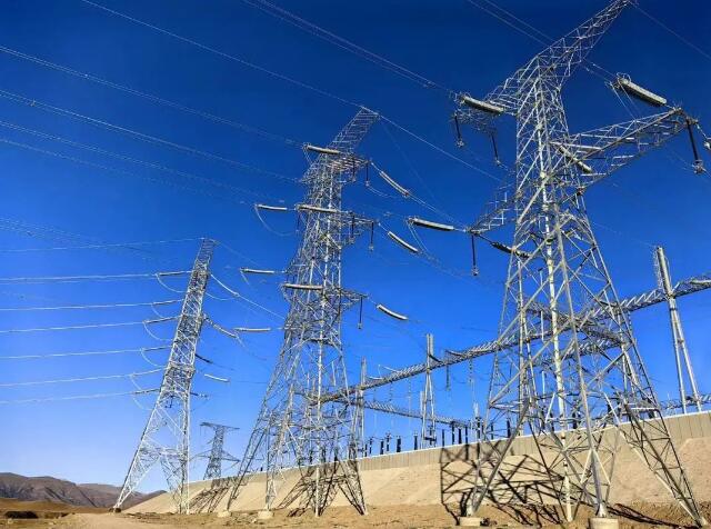 青?，敔枔跛娬?30千伏輸電線路全面竣工