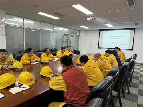 華潤電力南京公司黨委委員、副總經(jīng)理陳超虎參加一期戊值安全聯(lián)系日暨安全蹲點活動