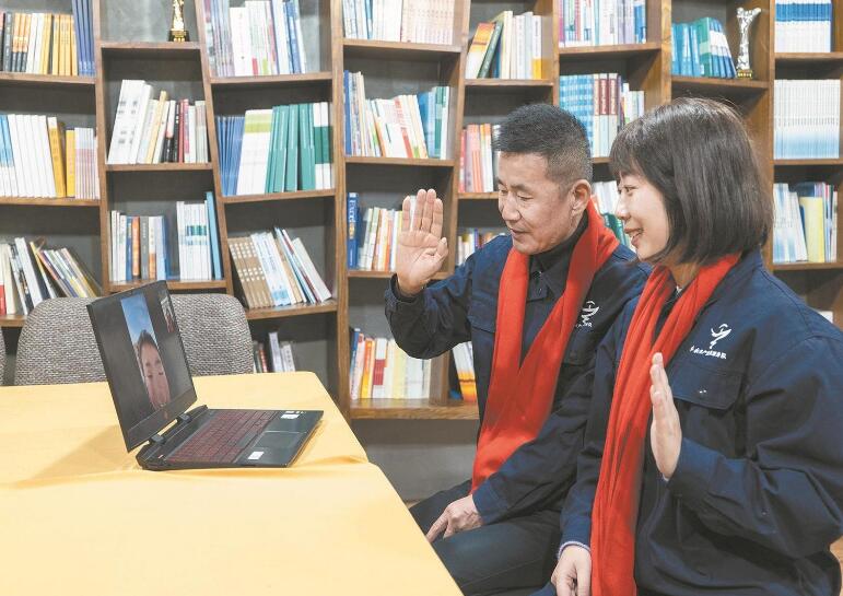 紅船精神代代傳 優(yōu)化服務(wù)促發(fā)展——記“國網(wǎng)楷?！眹译娋W(wǎng)浙江電力(嘉興)紅船共產(chǎn)黨員服務(wù)隊