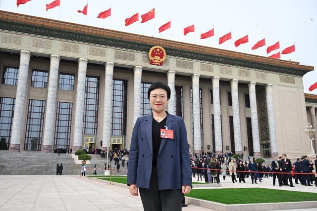 全國人大代表、上汽集團(tuán)零束科技黨委副書記劉懿艷：建議加大中國智能電動(dòng)汽車技術(shù)出海專利保護(hù)力度