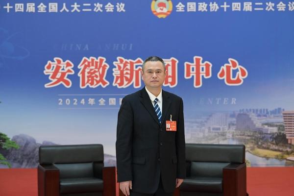 程韜代表：支持引入新質(zhì)生產(chǎn)力，鼓勵(lì)新能源商用車發(fā)展