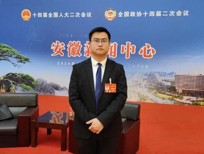 全國人大代表、國軒高科姚金?。簶?biāo)準(zhǔn)、技術(shù)、產(chǎn)業(yè)鏈多管齊下，推動電化學(xué)儲能產(chǎn)業(yè)高質(zhì)量發(fā)展