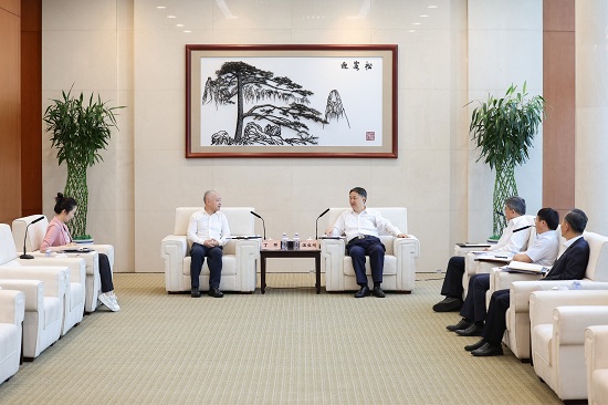 華能集團黨組書記、董事長溫樞剛會見?？谑惺虚L丁暉