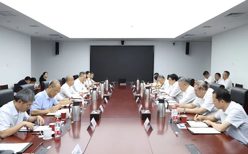 國家電網(wǎng)公司董事長、黨組書記張智剛拜訪懷柔實驗室并交流座談