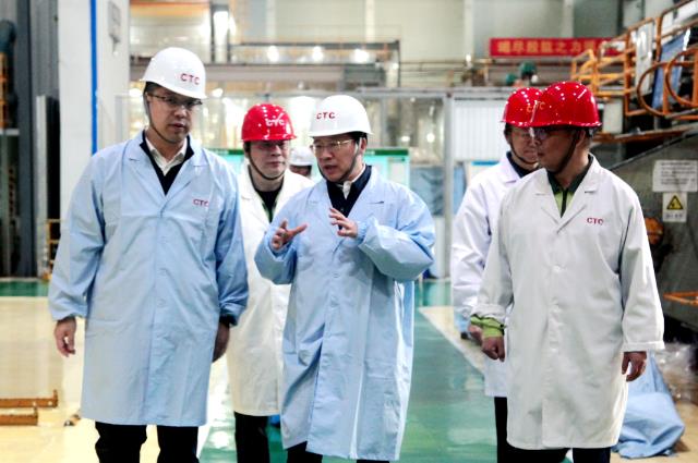 中國電氣裝備黨委書記、董事長李洪鳳赴浙江盛達(dá)、恒馳電氣、西電常變、常州東智調(diào)研