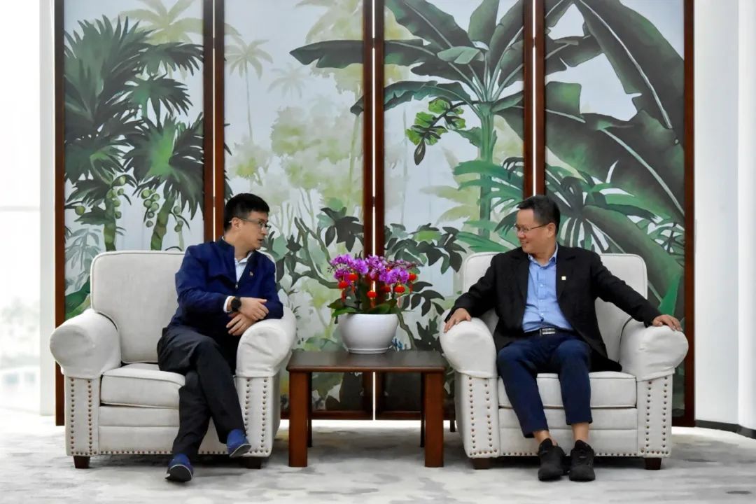 國電投海南公司黨委副書記、總經(jīng)理劉波濤拜訪大唐海南公司黨委書記、董事長王俊啟